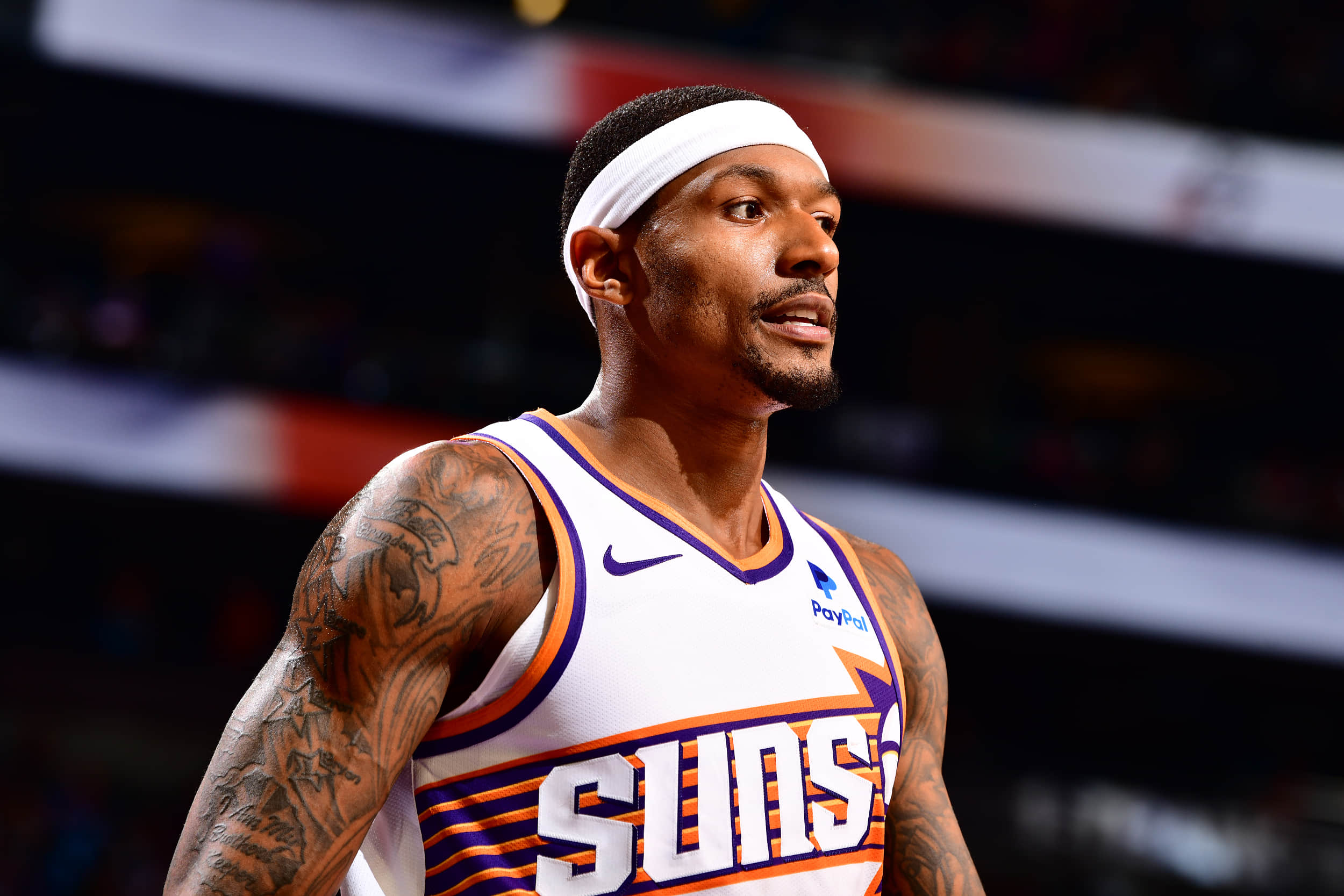 网页版登录入口-名嘴：如果湖人能得到比尔，你大可以提前为他们准备夺冠游行庆典了