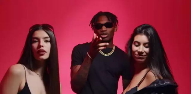 音乐比足球更能表达自己 莱昂变身歌手Way 45